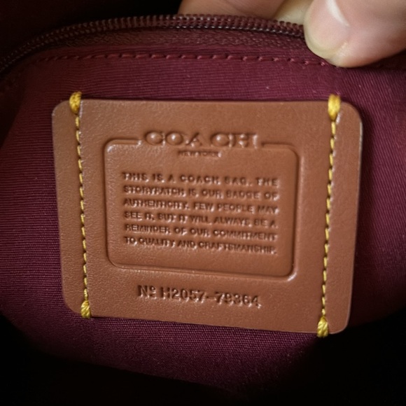 Coach Prairie Satchel In Signature Canvas - Picture 4 of 7